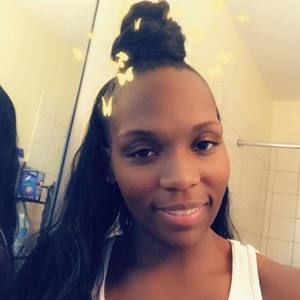 Meet your Posher, Talia